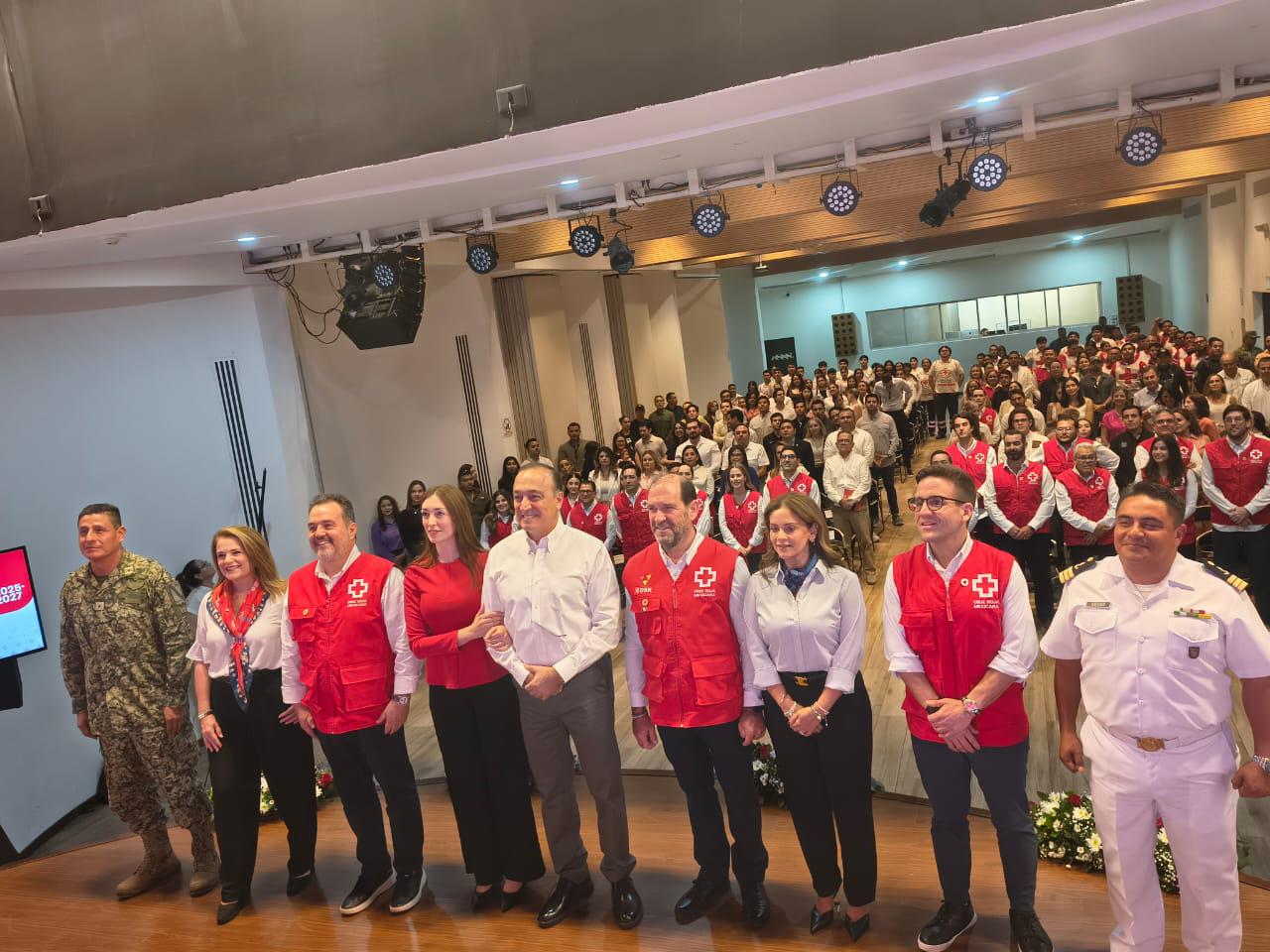 $!Rinde protesta Martín Golarte como nuevo presidente de Cruz Roja Los Mochis