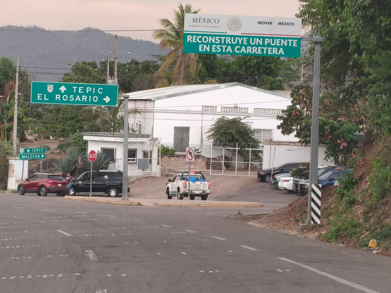 $!Reporte de presunto enfrentamiento entre militares y civiles en Las Habitas, Rosario, moviliza a autoridades