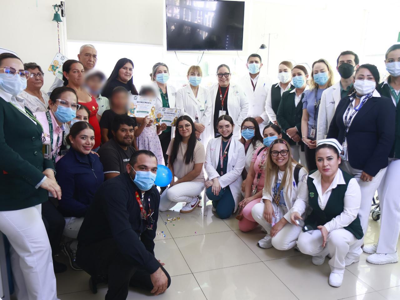 $!Tres niños tocan la campana al vencer el cáncer en el IMSS Sinaloa