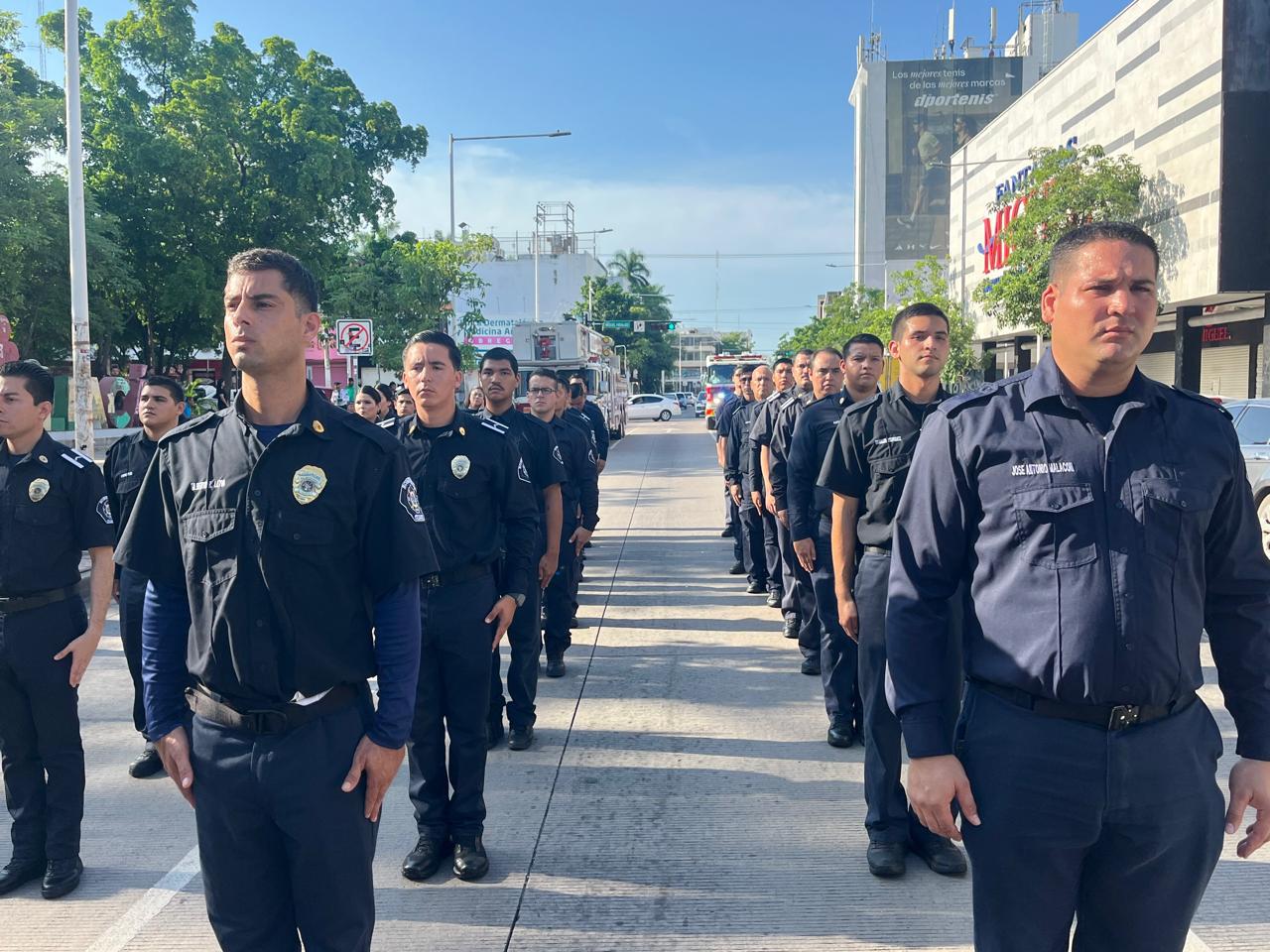 $!Celebran Bomberos de Culiacán su día con necesidad de más estaciones, personal y equipo