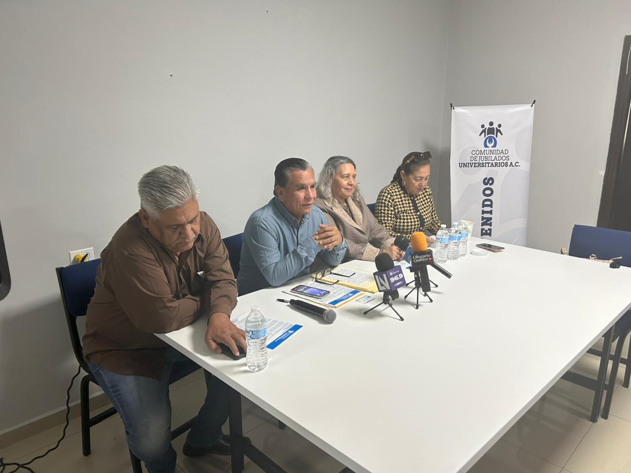 $!Comunidad de Jubilados Universitarios AC apoya reingeniería y rechaza hechos reprobables en congreso local