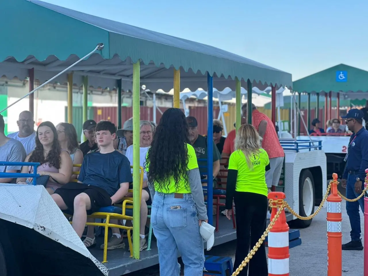 $!Mazatlán recibió a cerca de 50 mil cruceristas en febrero; aunque no todos bajan al puerto