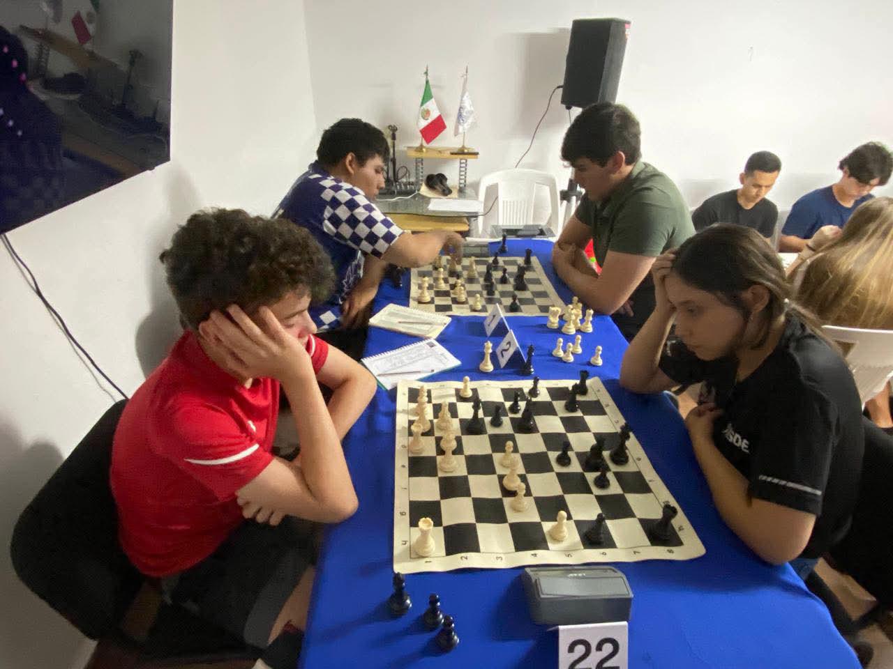 $!Luis Rodríguez y Manuel Vega dominan Torneo de Ajedrez Manuel Gómez Morín