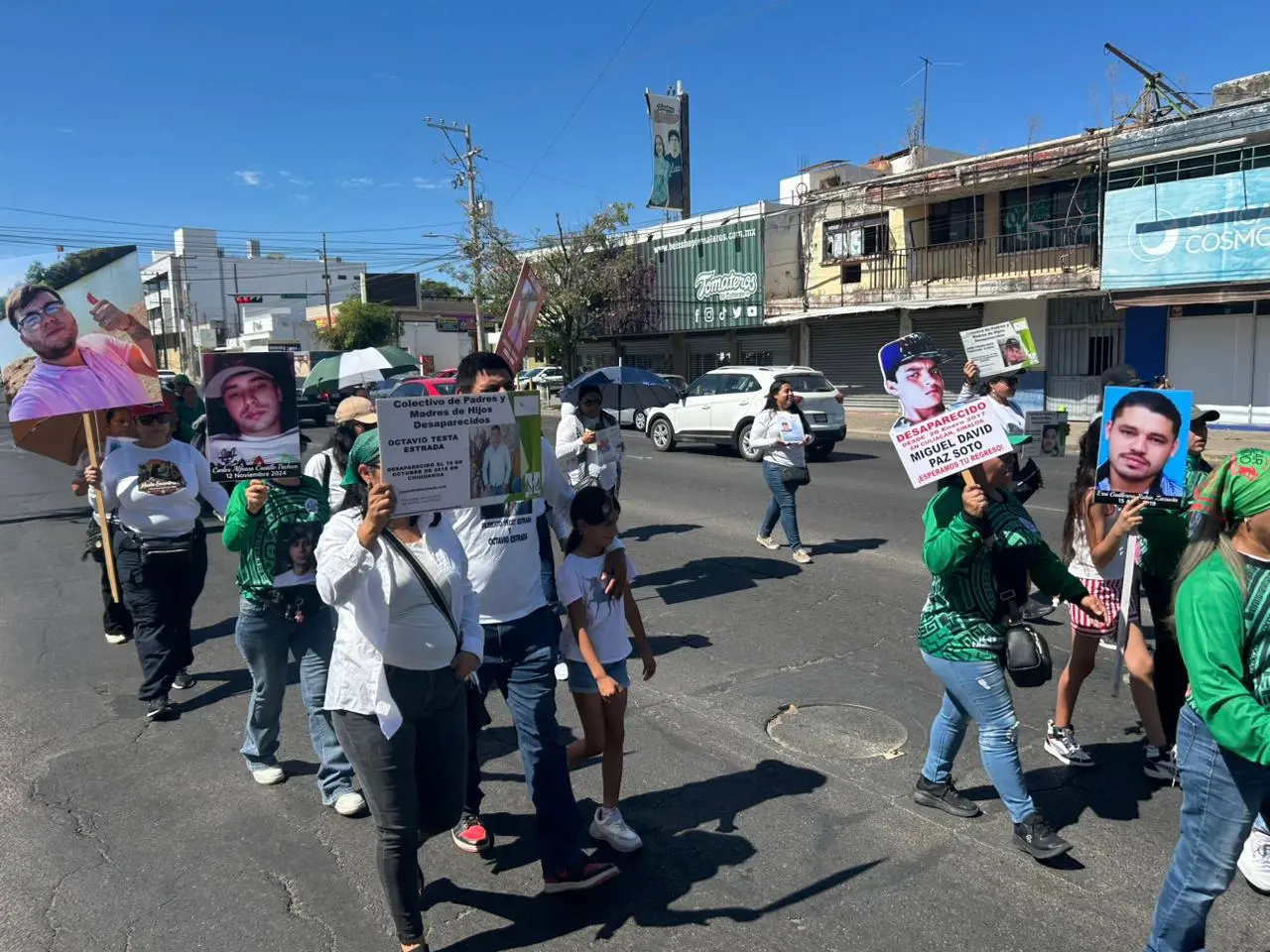 $!Marchan madres buscadoras en Culiacán por justicia y localización de desaparecidos