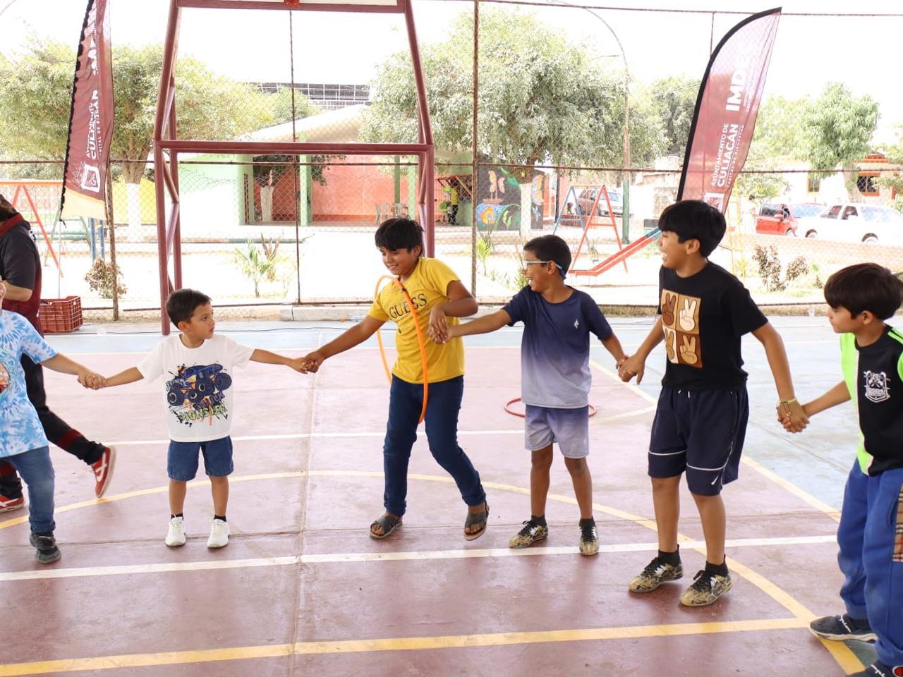 $!Imdec divierte a niños y jóvenes de la sindicatura de Jesús María, en Culiacán