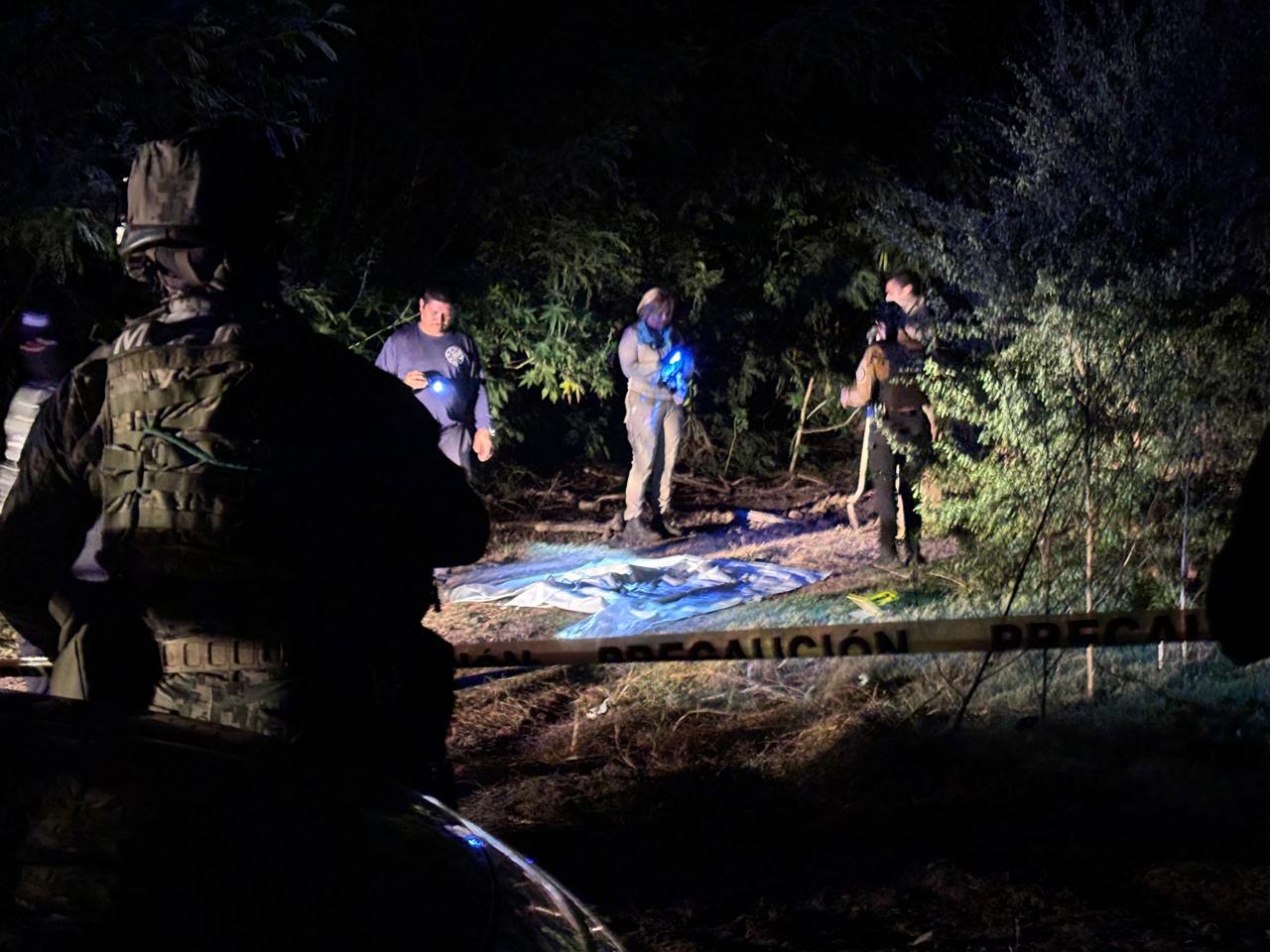 $!Localizan un cuerpo semienterrado en el Campo Aníbal, en Navolato