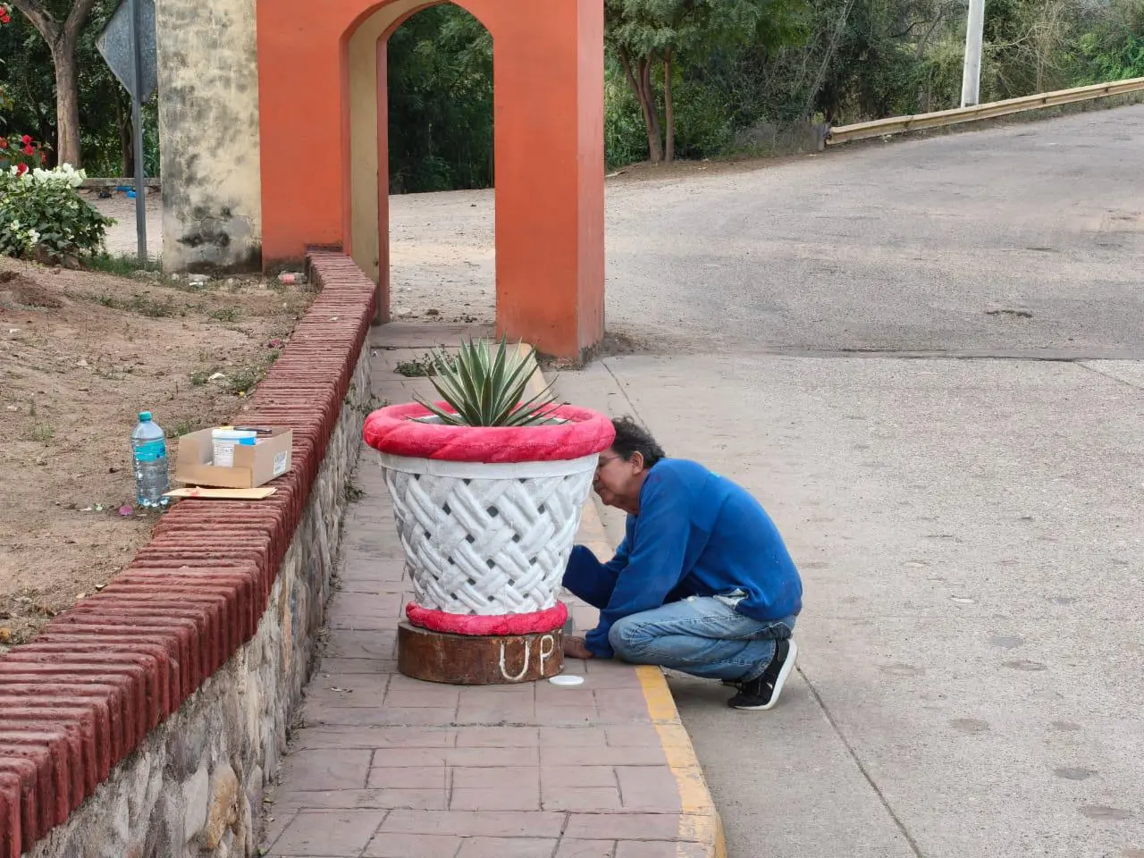 $!Caín dedica su tiempo y talento a embellecer Cacalotán