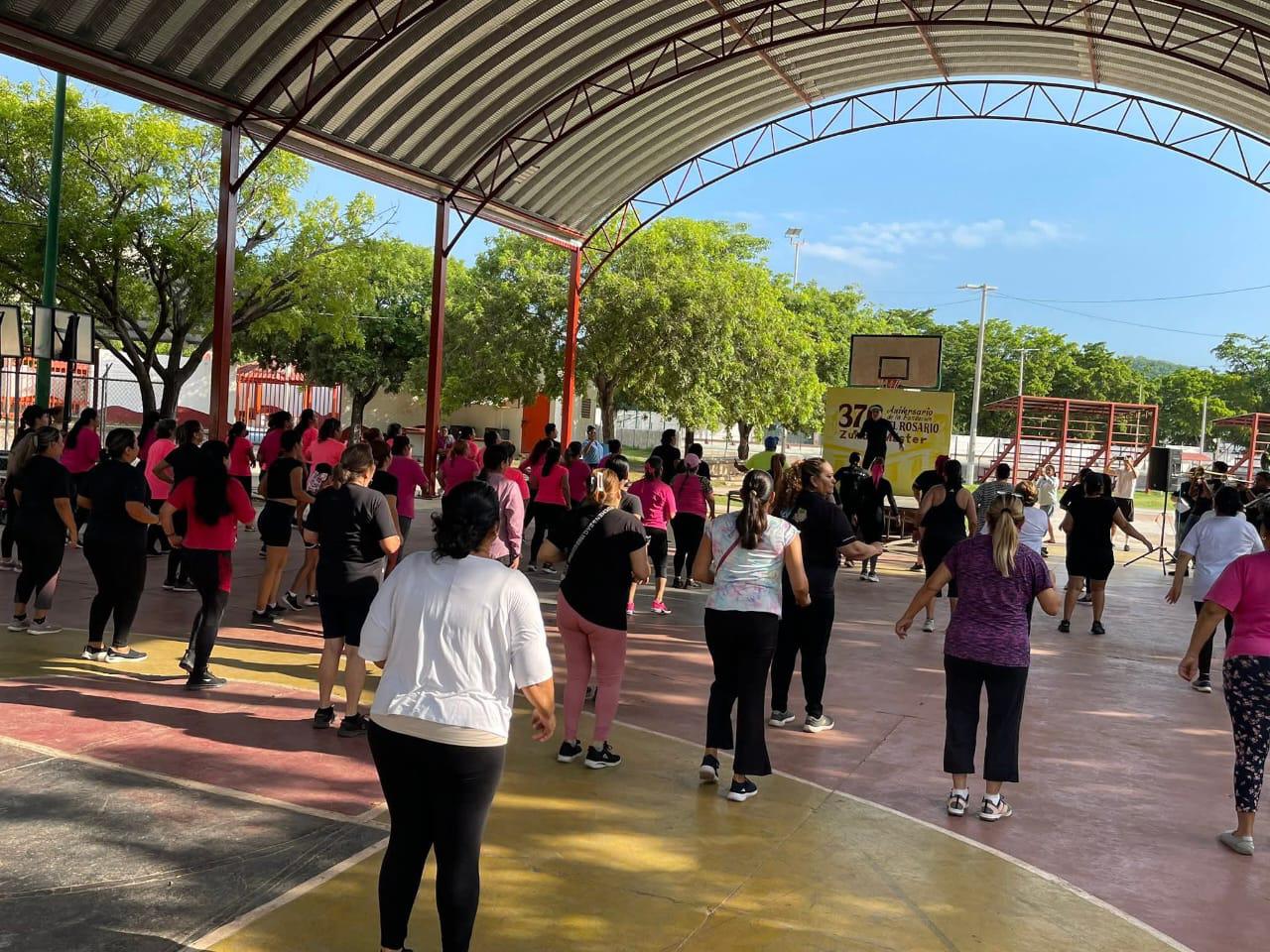 $!Festejan con zumba 370 Aniversario de la Fundación de El Rosario