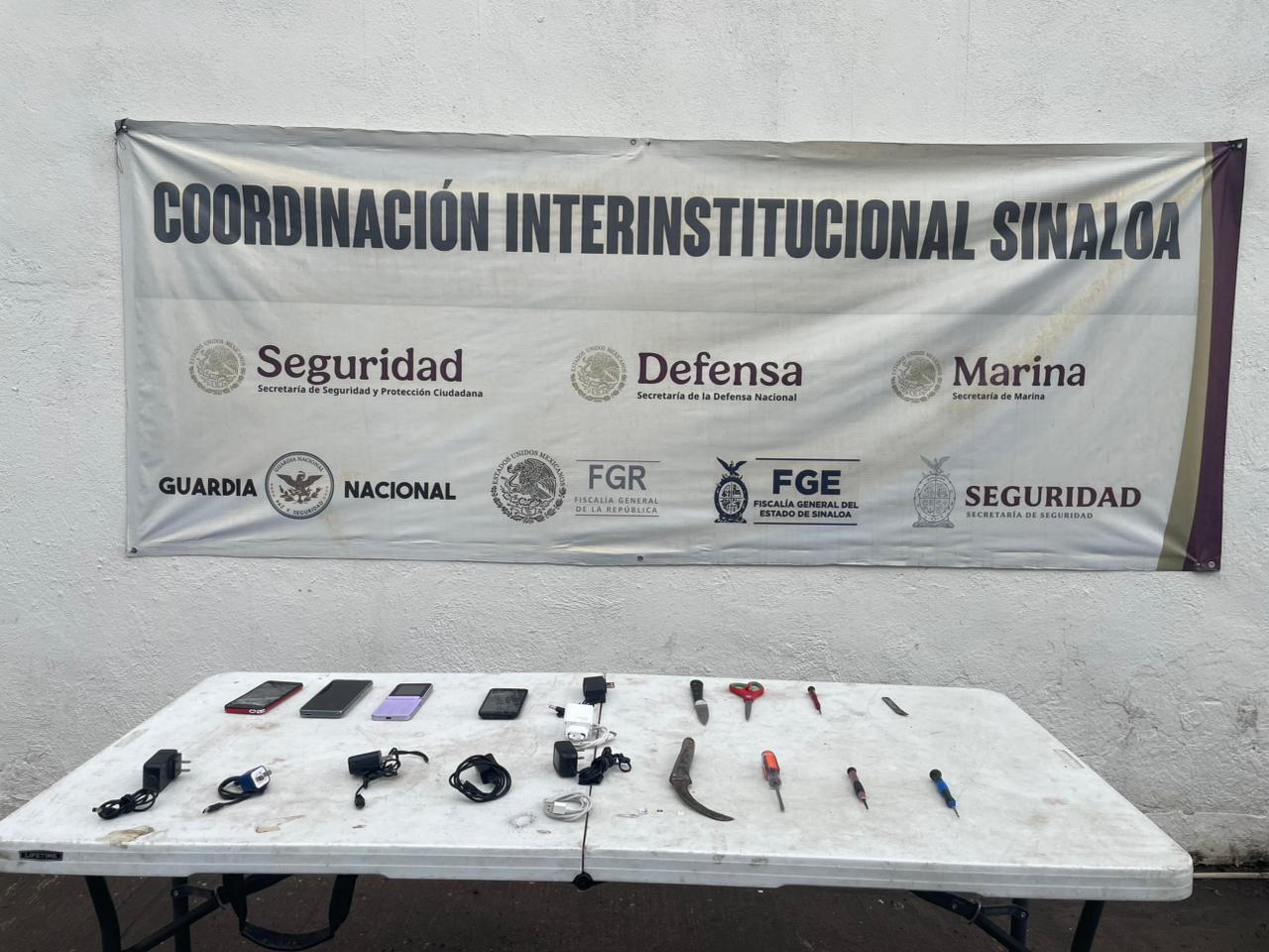 $!Policía Estatal revisa penal de Aguaruto y asegura objetos ilícitos en Culiacán