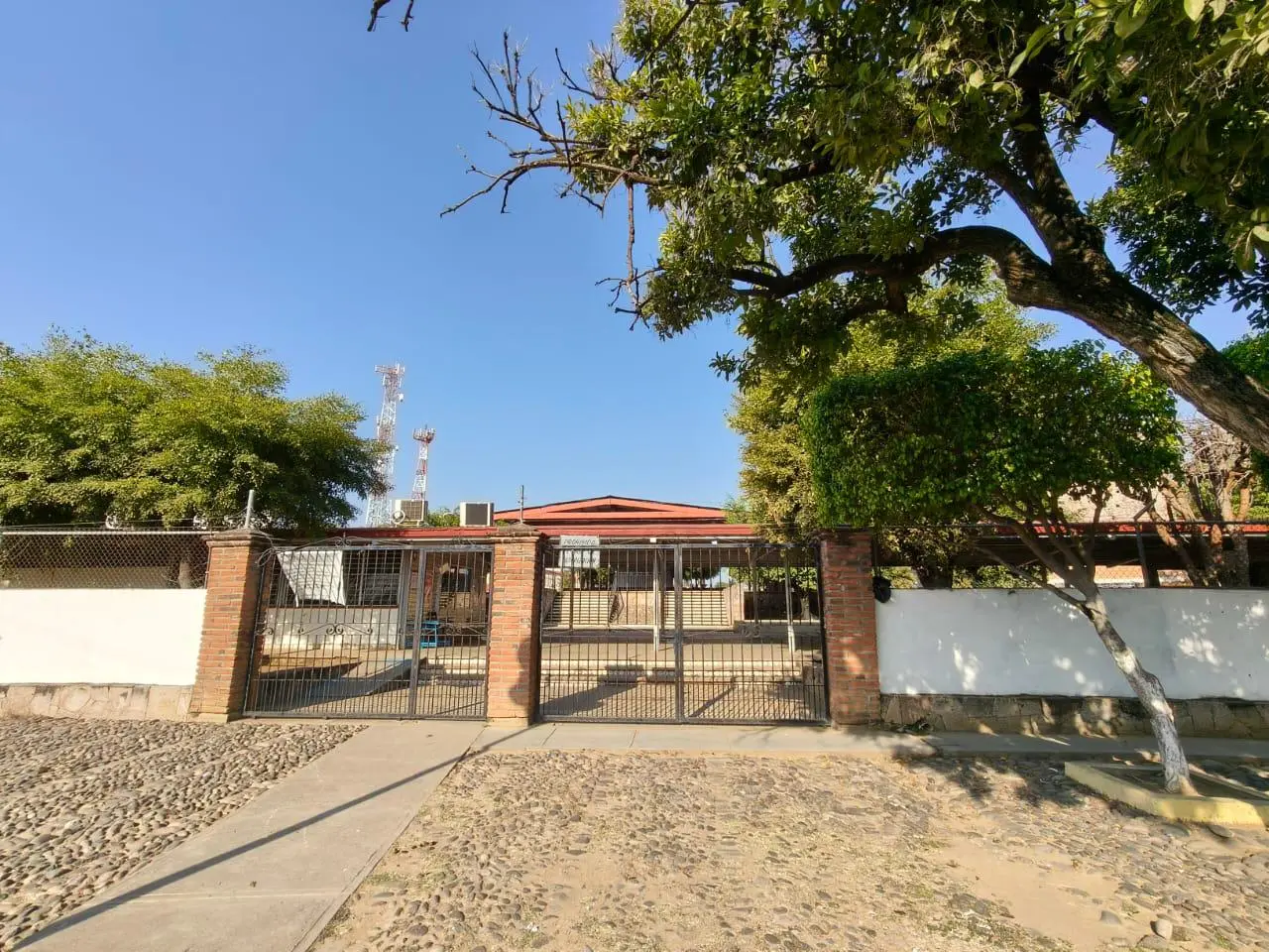 $!En Rosario, se registran aulas vacías tras ola de inseguridad