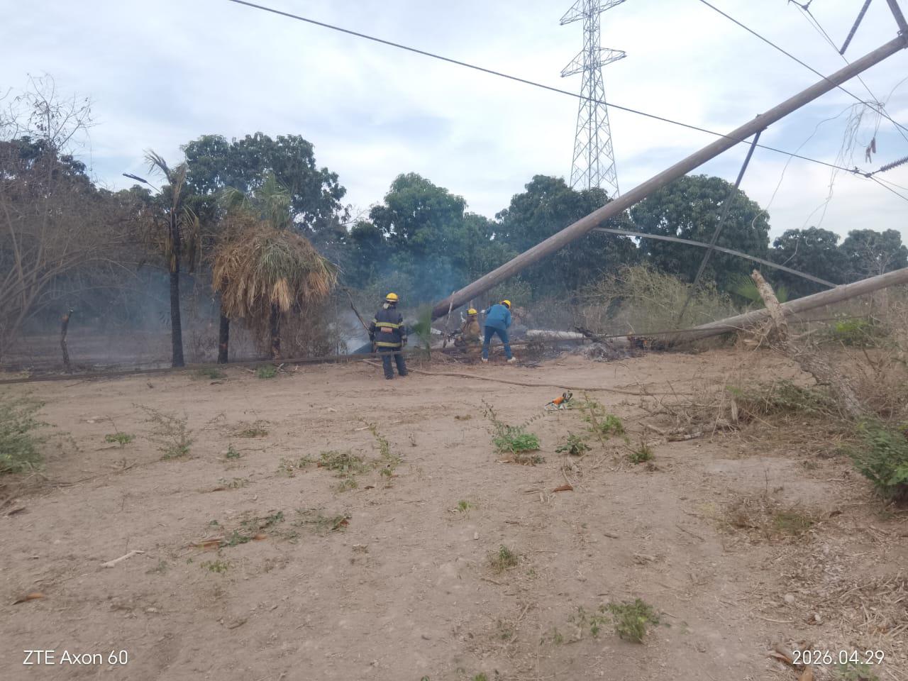 $!Vandalizan torre de la CFE y deja sin servicio a usuarios en Rosario y Escuinapa