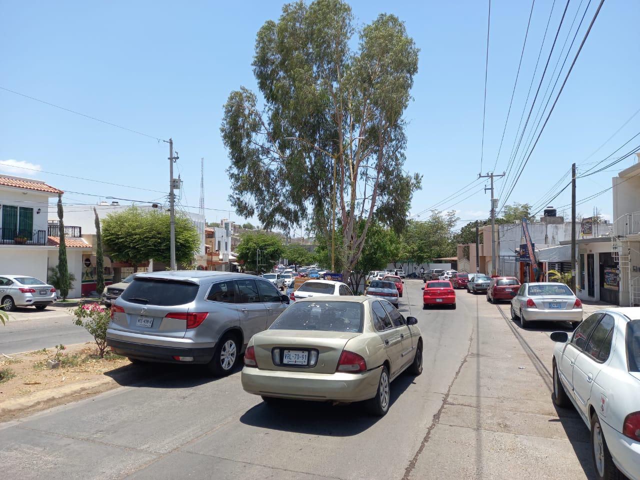 $!Provoca caos vial casilla del Fraccionamiento Santa Fe, en Culiacán