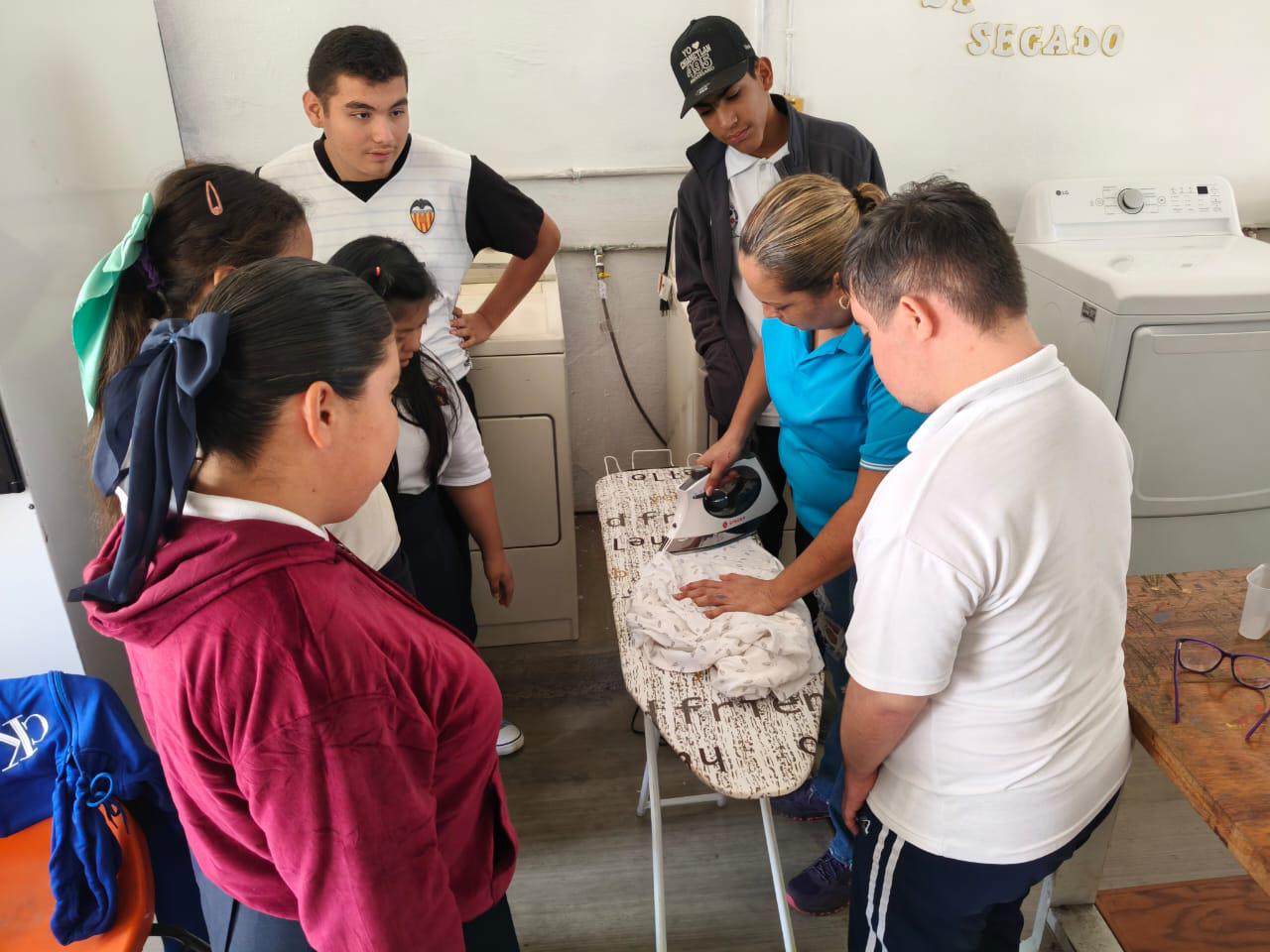 $!CAM 11 invita a la comunidad rosarense a utilizar su lavandería operada por alumnos