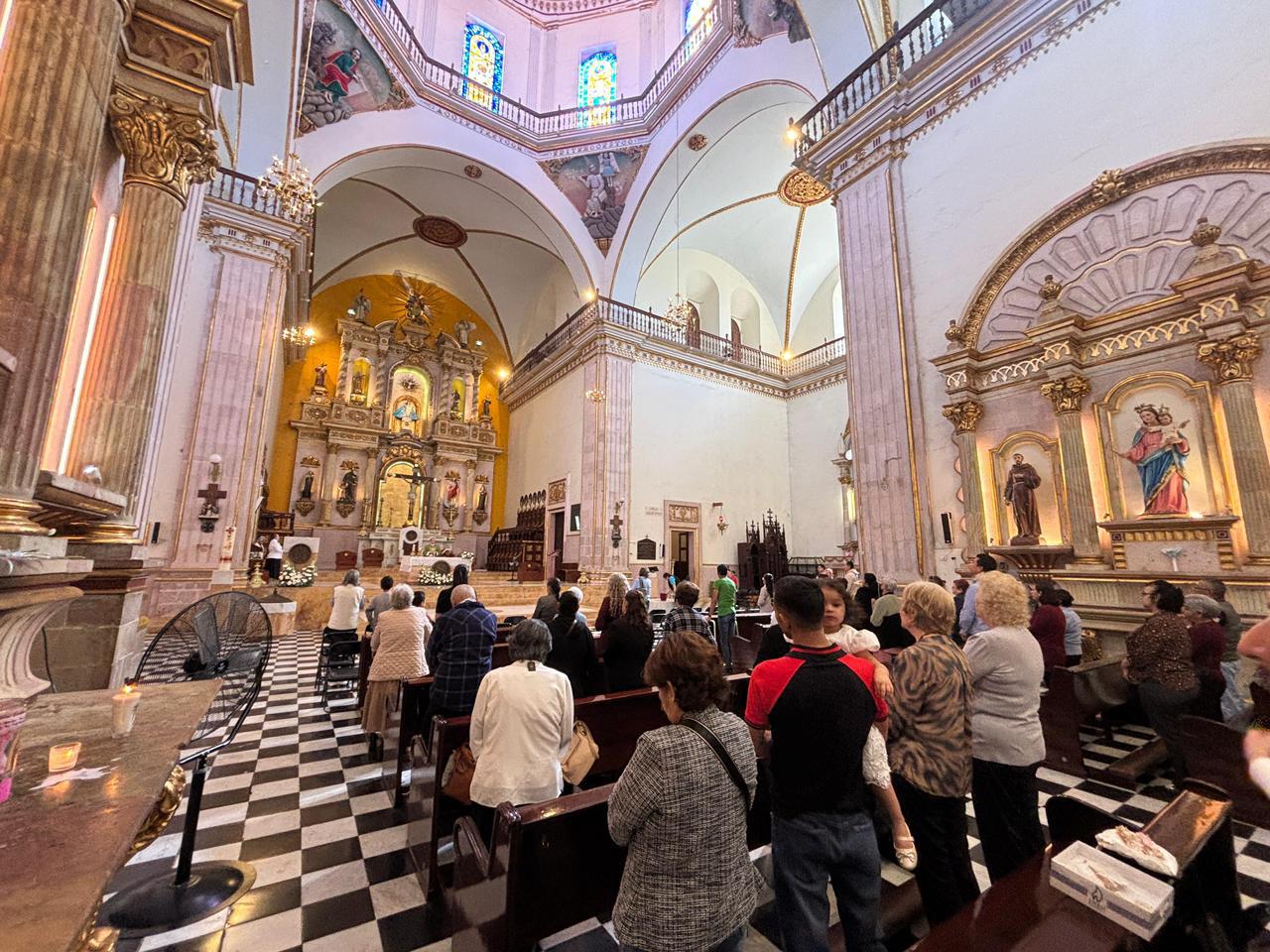 $!Llama Rector de la Catedral a las autoridades a garantizar la seguridad tras manifestación por Fernando Alan