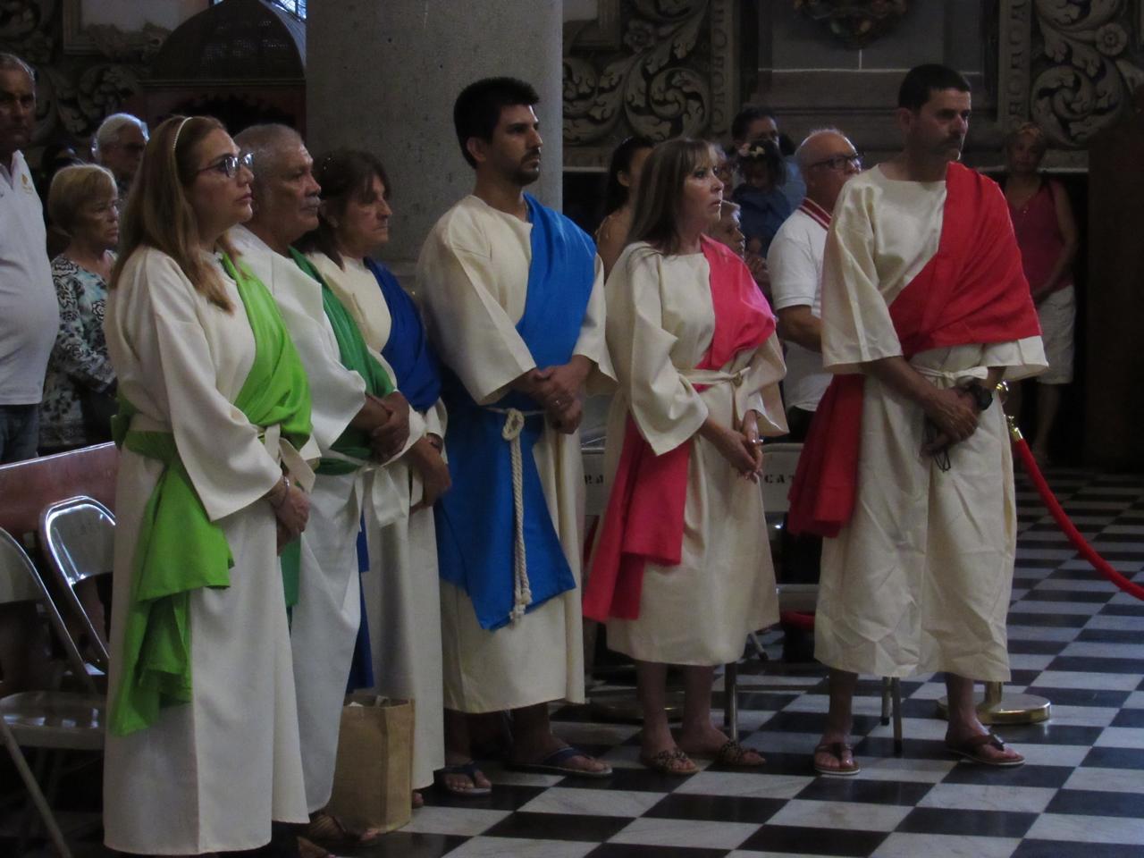 $!Llaman a vivir el amor y la humildad en misa de Jueves Santo en Catedral de Mazatlán