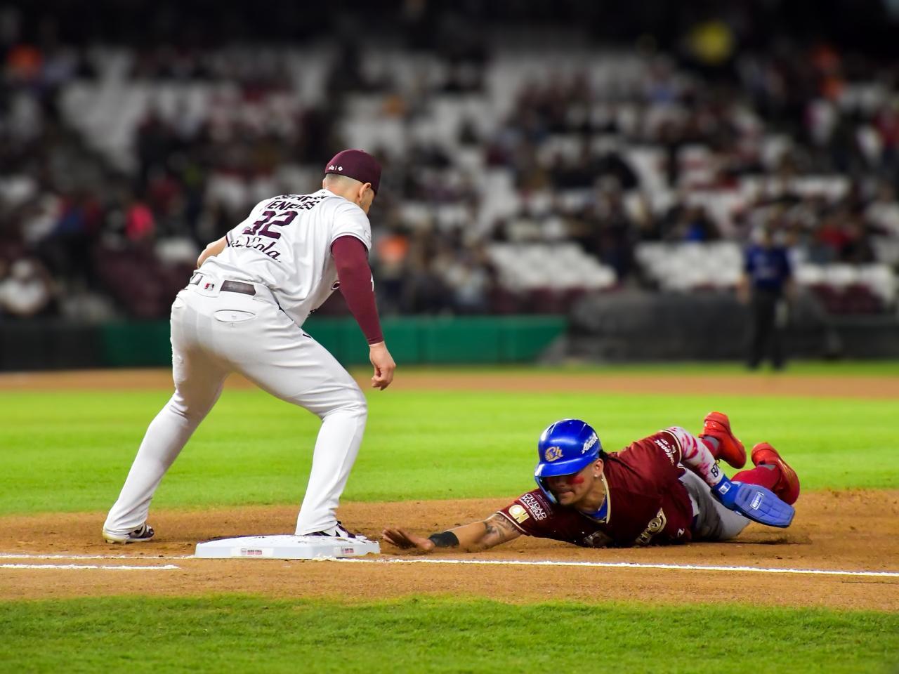 $!Tomateros reacciona tarde y Charros se pone a dos triunfos del bicampeonato