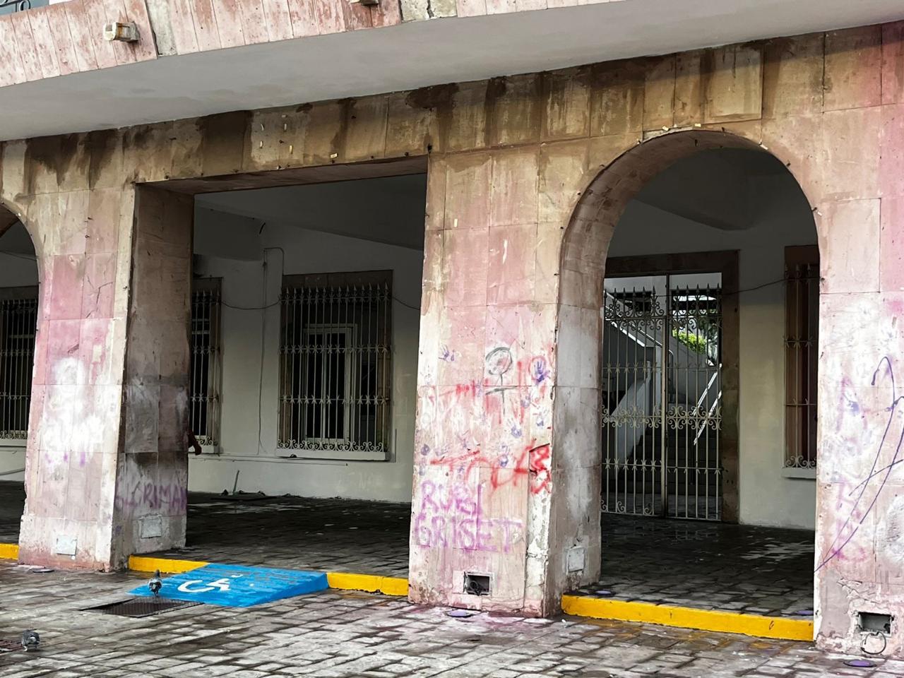 $!Analiza INAH sustitución de cantera en Palacio Municipal de Mazatlán