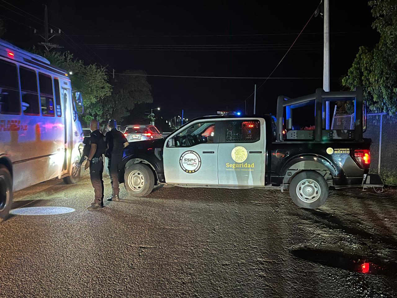 $!Hallan a hombre asesinado con mensaje en La Higuerita, al norte de Culiacán