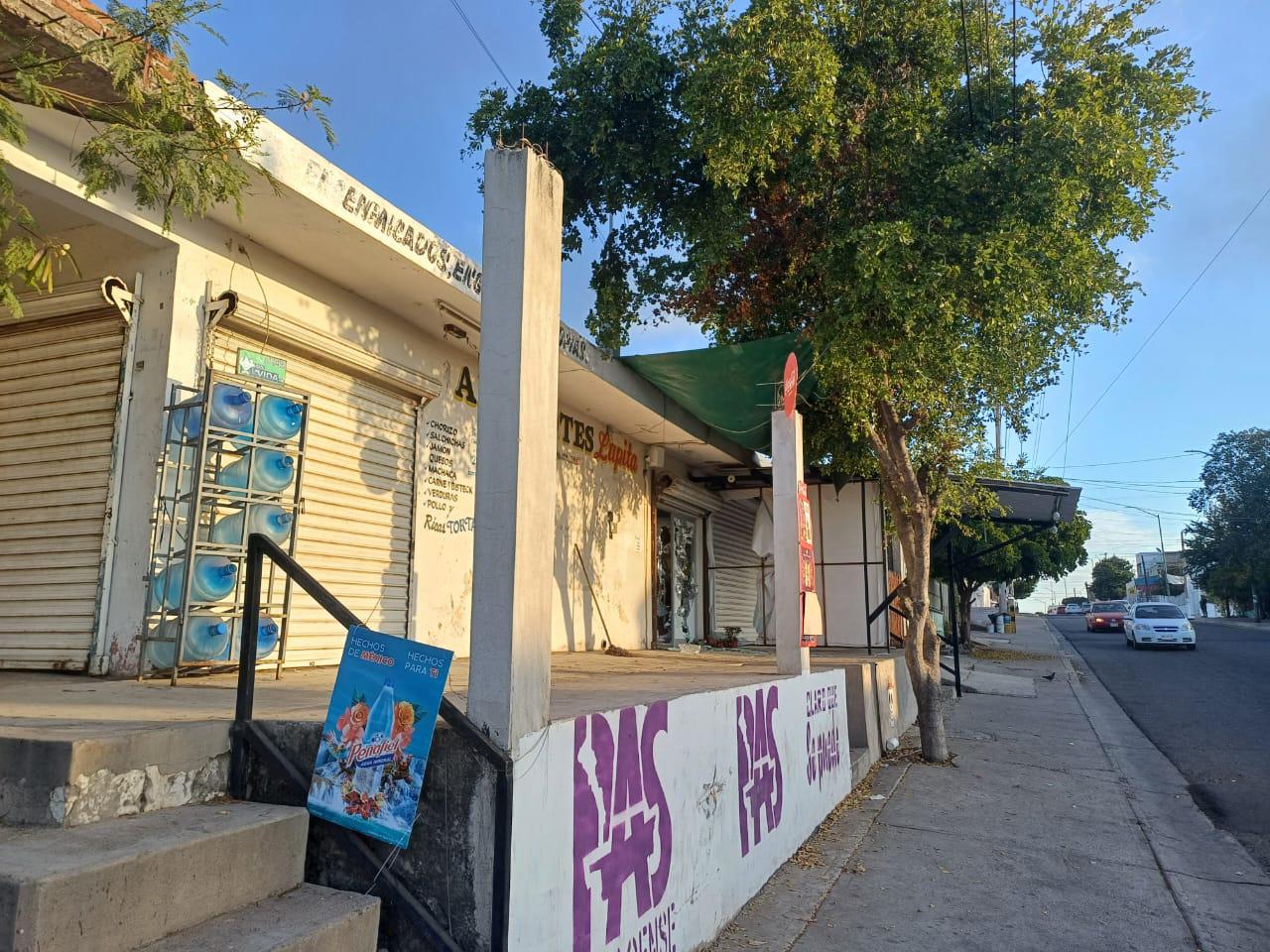 Balean y vandalizan un local en la colonia Libertad, en Culiacán $!Balean y vandalizan un local en la colonia Libertad, en Culiacán
