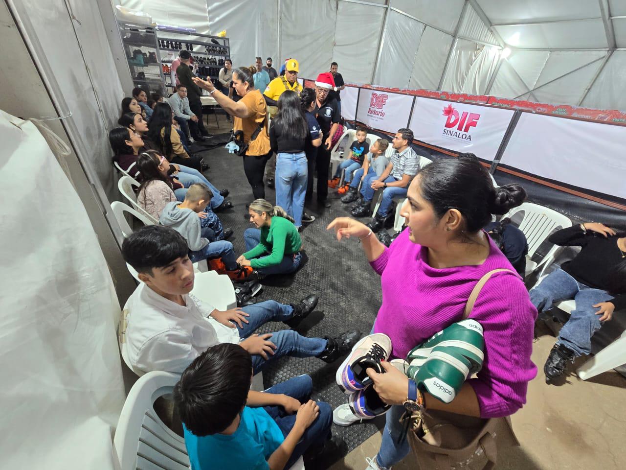 $!Inauguran pista de hielo en Rosario tras casi un mes de espera