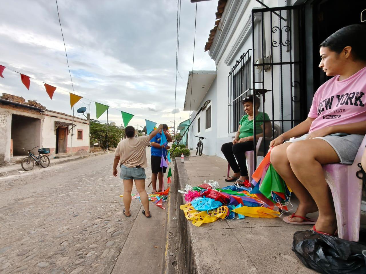 $!Familias visten de fiesta a la sindicatura de Cacalotán para celebrar a la Virgen de Loreto