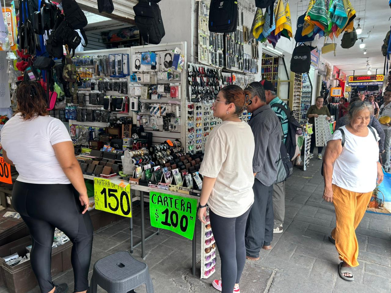 $!Ventas de obsequios por el Día del Padre en Culiacán apenas repuntan un 10 por ciento