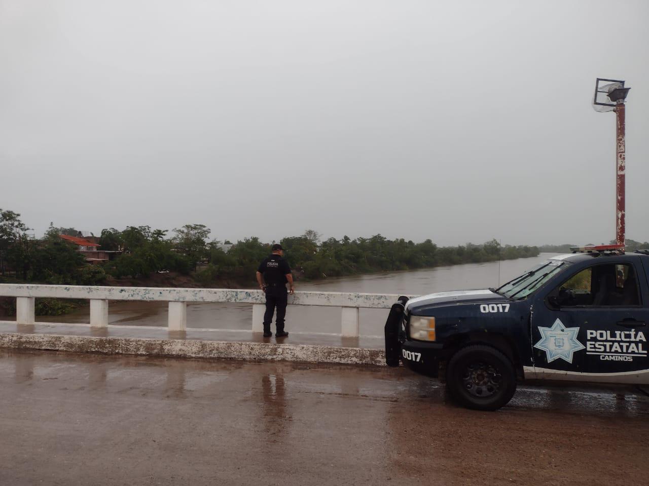 $!Sube a tres los muertos en Nayarit por el paso del huracán Roslyn; además de cuantiosos daños