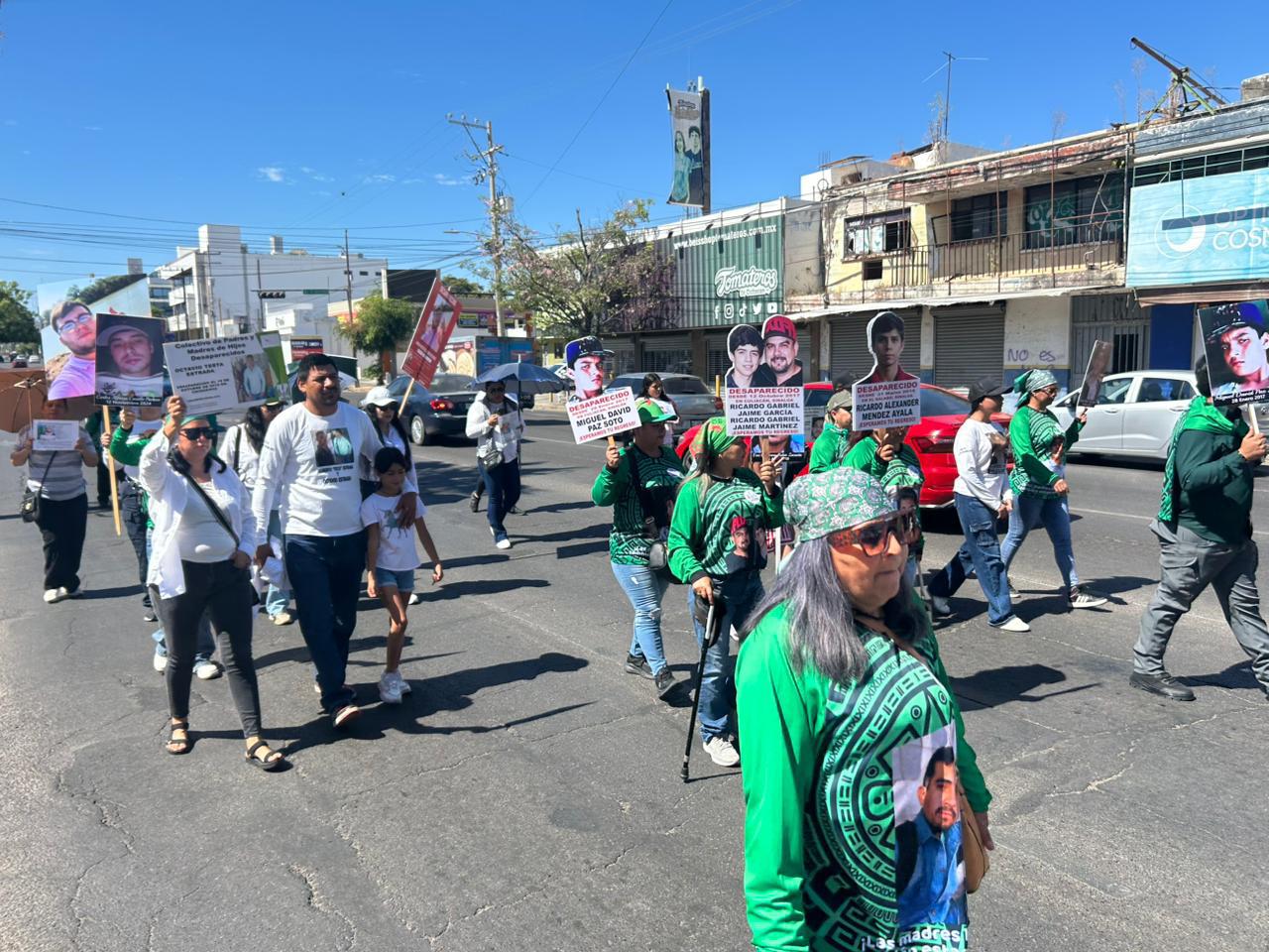 $!Marchan madres buscadoras en Culiacán por justicia y localización de desaparecidos