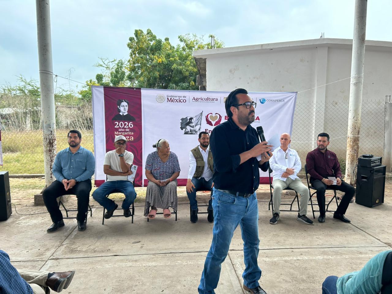 $!Entregan tarjetas de Bienpesca en Cospita: Apoyo aumenta a 8 mil pesos para pescadores de Sinaloa