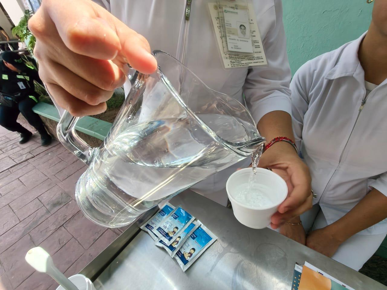 $!Centro de Salud en El Rosario pone en marcha un punto de hidratación ante altas temperaturas