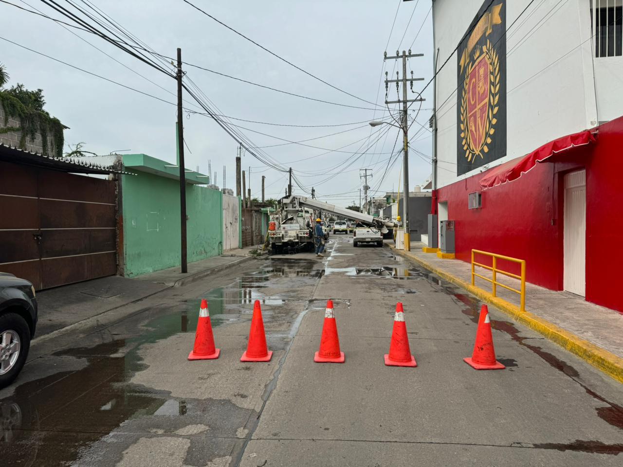 $!Cortan suministro eléctrico a hotel de Mazatlán tras hallar anomalías en consumo