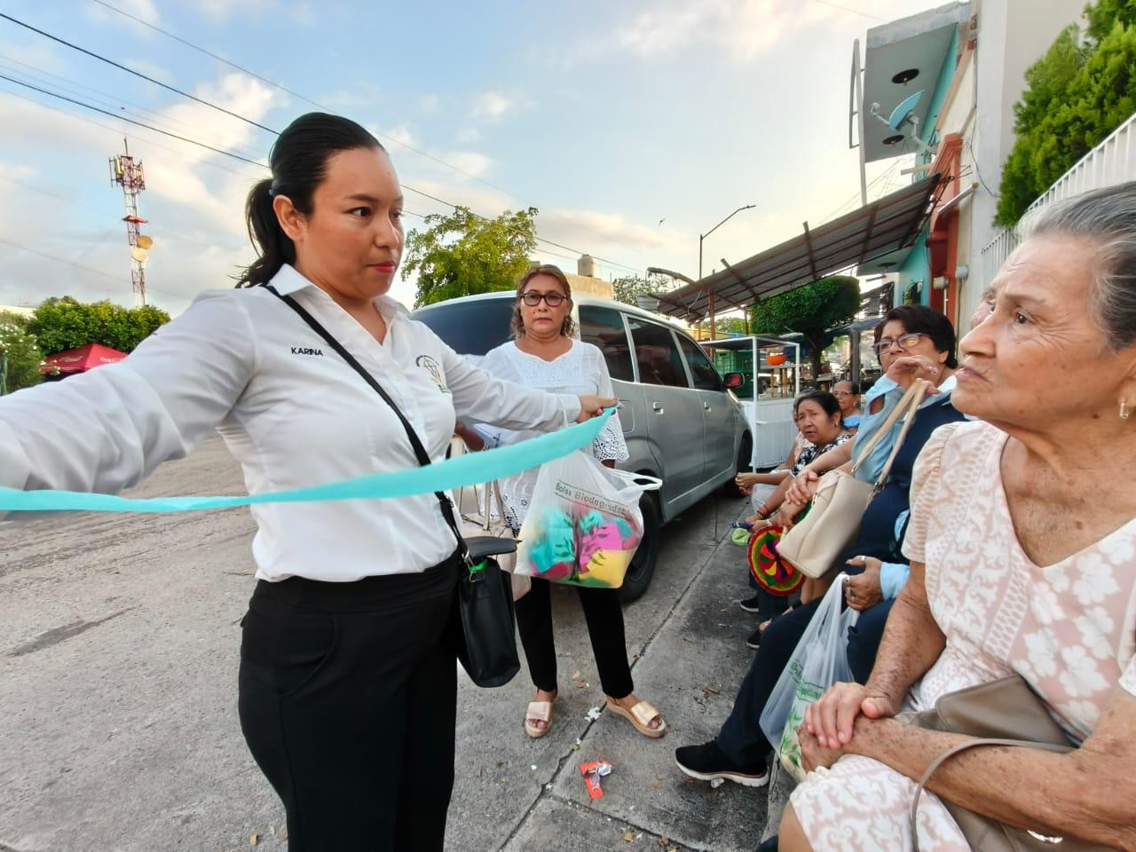 $!Invitan a familias a acercarse a la iglesia en el cuarto día de novenario en honor a la Virgen del Rosario