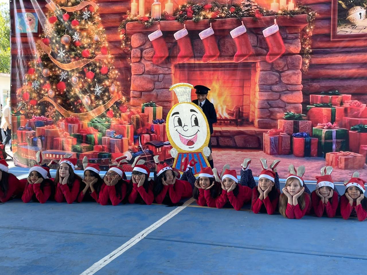 $!El musical de Expreso Polar fue presentado por el Quinto grado C.