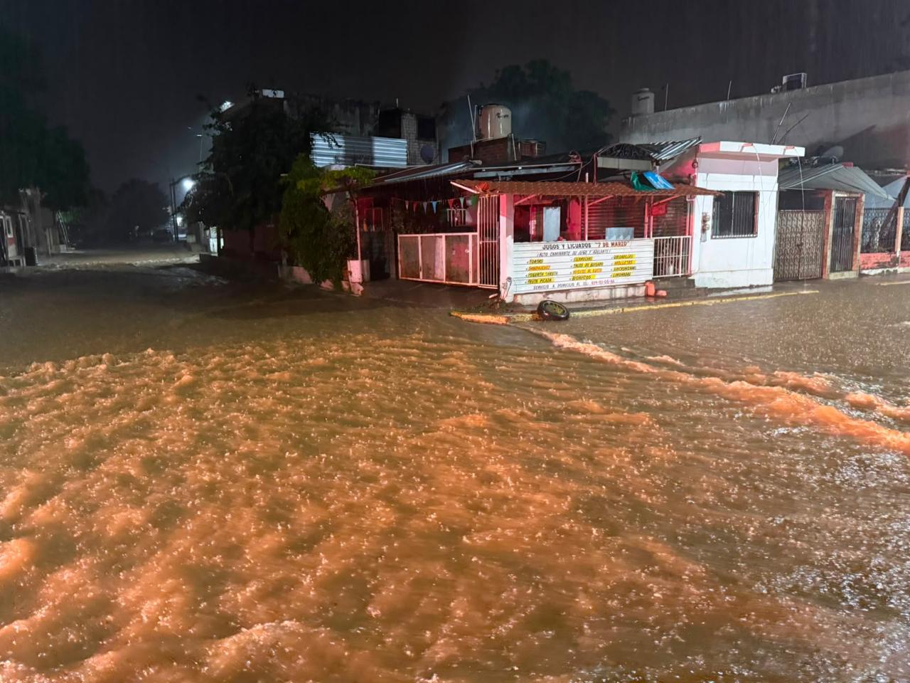 $!Realiza Protección Civil Rosario vigilancia ante lluvias torrenciales registradas durante la madrugada