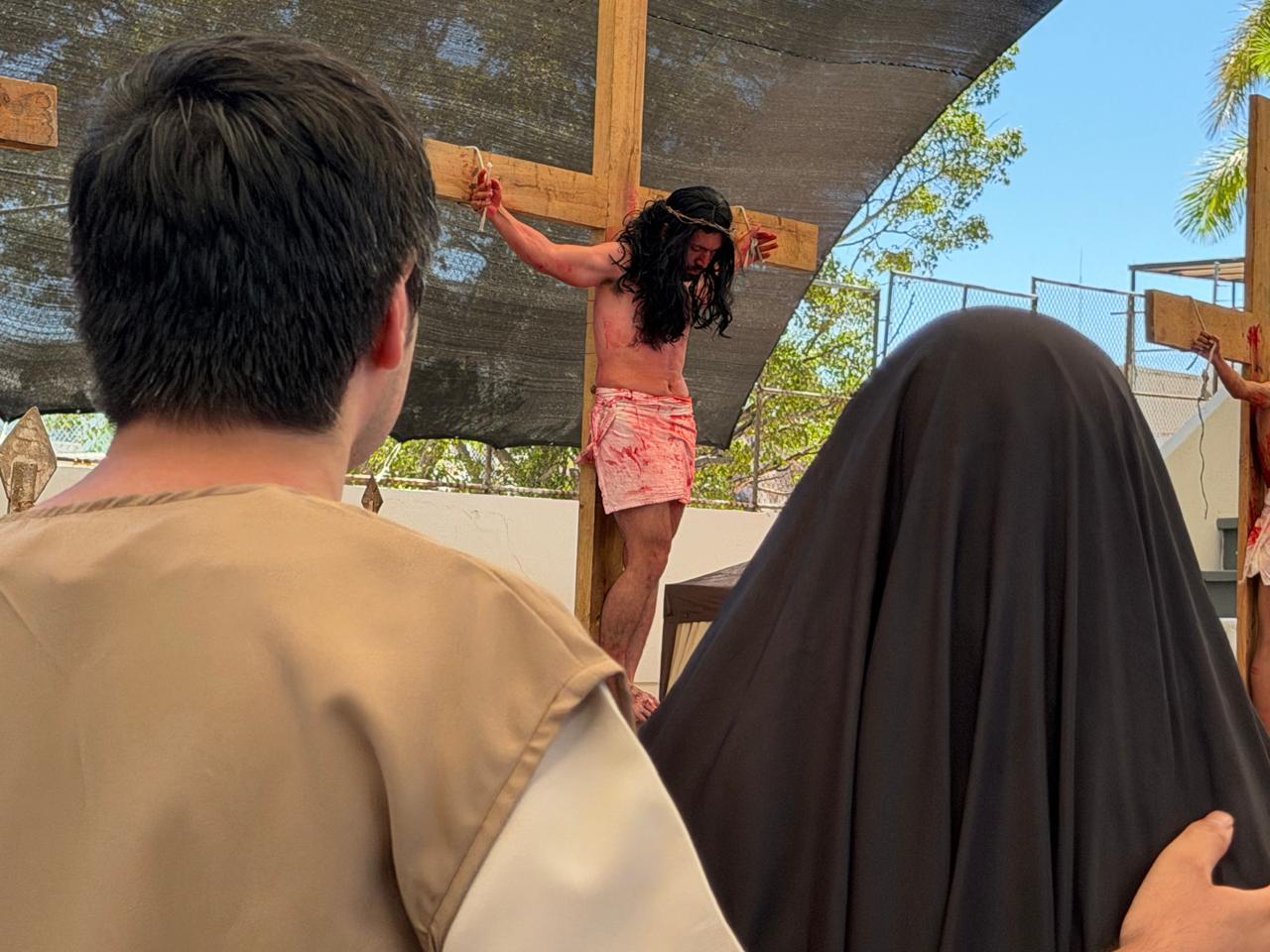 $!Con fe y participación se lleva a cabo el Viacrucis de Pajuma 2026 en Mazatlán