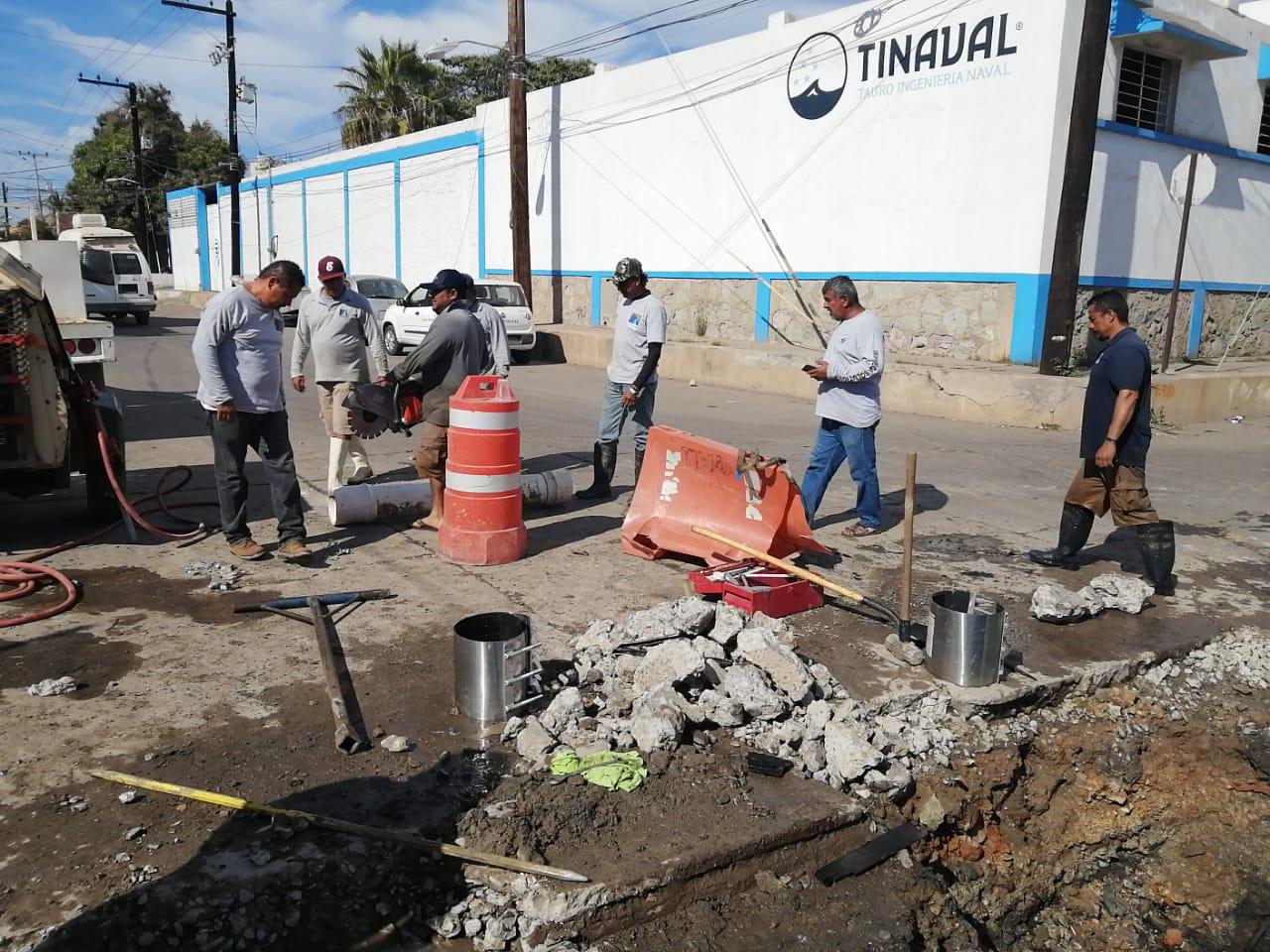 $!Reabre Jumapam válvulas de abasto de agua en el Centro de Mazatlán