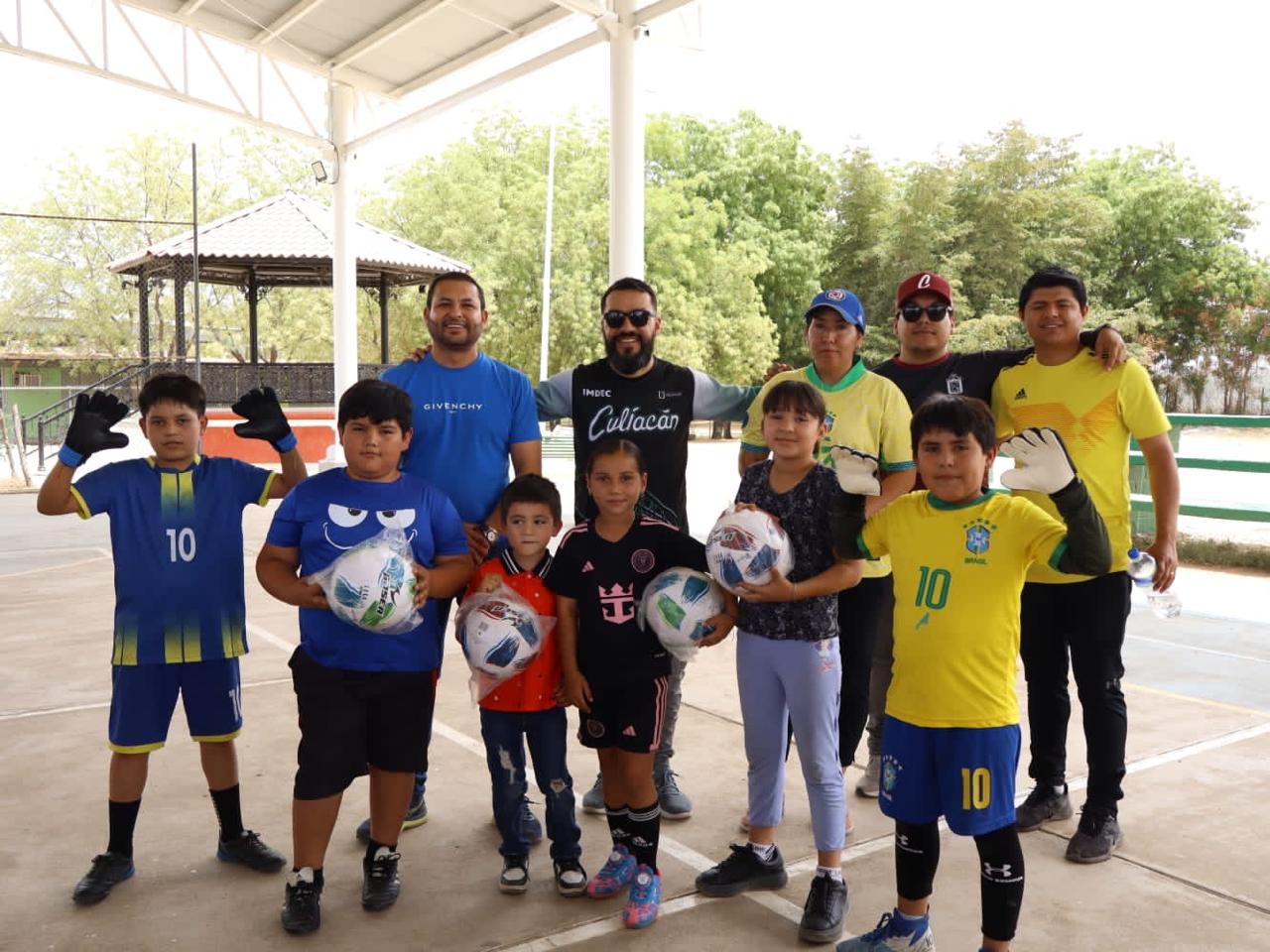 $!Imdec divierte a niños y jóvenes de la sindicatura de Jesús María, en Culiacán