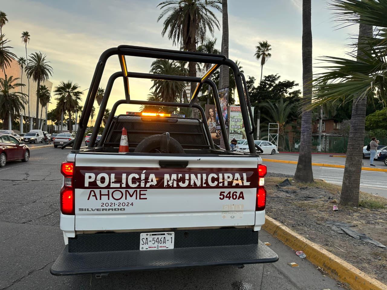 $!Rápida reacción policial frustra robo de vehículo en pleno arranque del operativo decembrino en Los Mochis