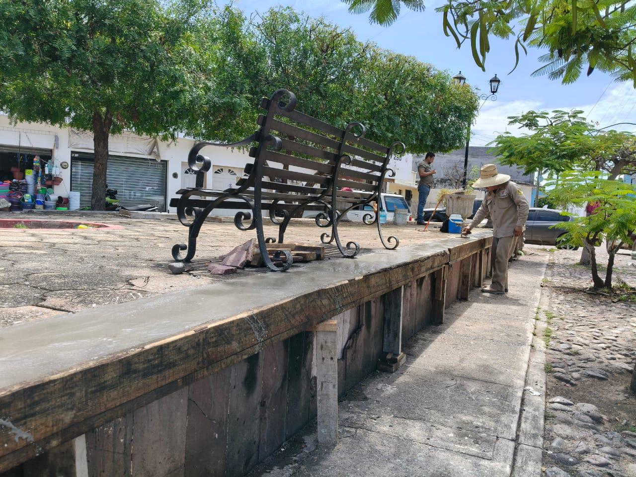$!Tras poco más de dos meses, el Ayuntamiento retoma los trabajos en plaza de Rosario