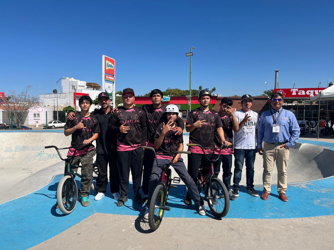 $!Mazatlán dominan en el BMX Freestyle