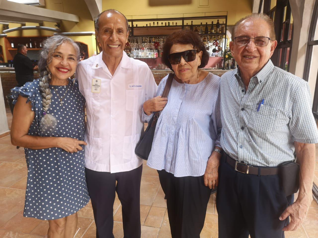 $!Dorita López, Francisco Estrada, Marcela Camacho y Francisco Rodríguez.