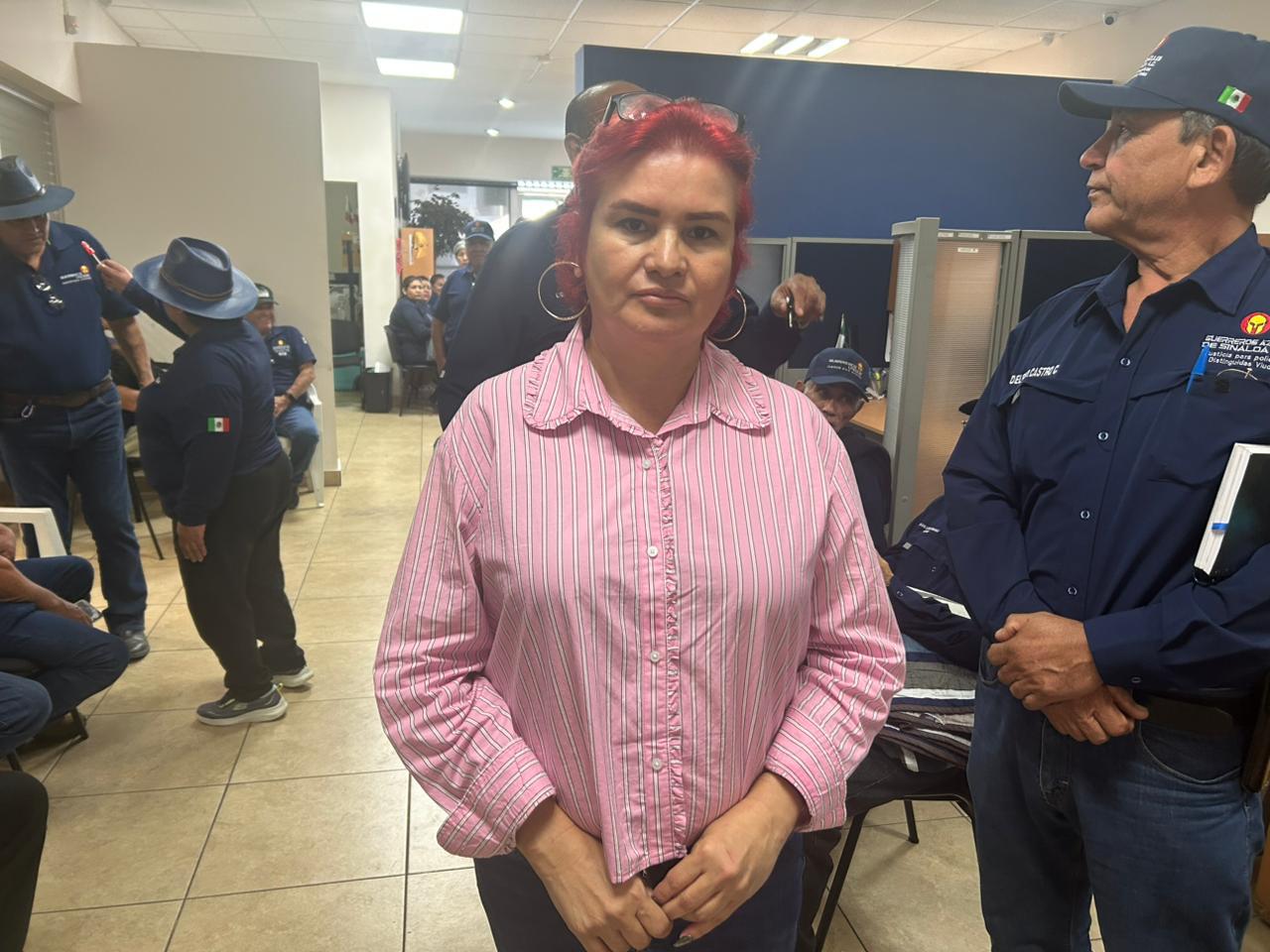 $!Toman Guerreros Azules la CEDH en Culiacán; exigen recomendación general para pago de prestaciones a policías