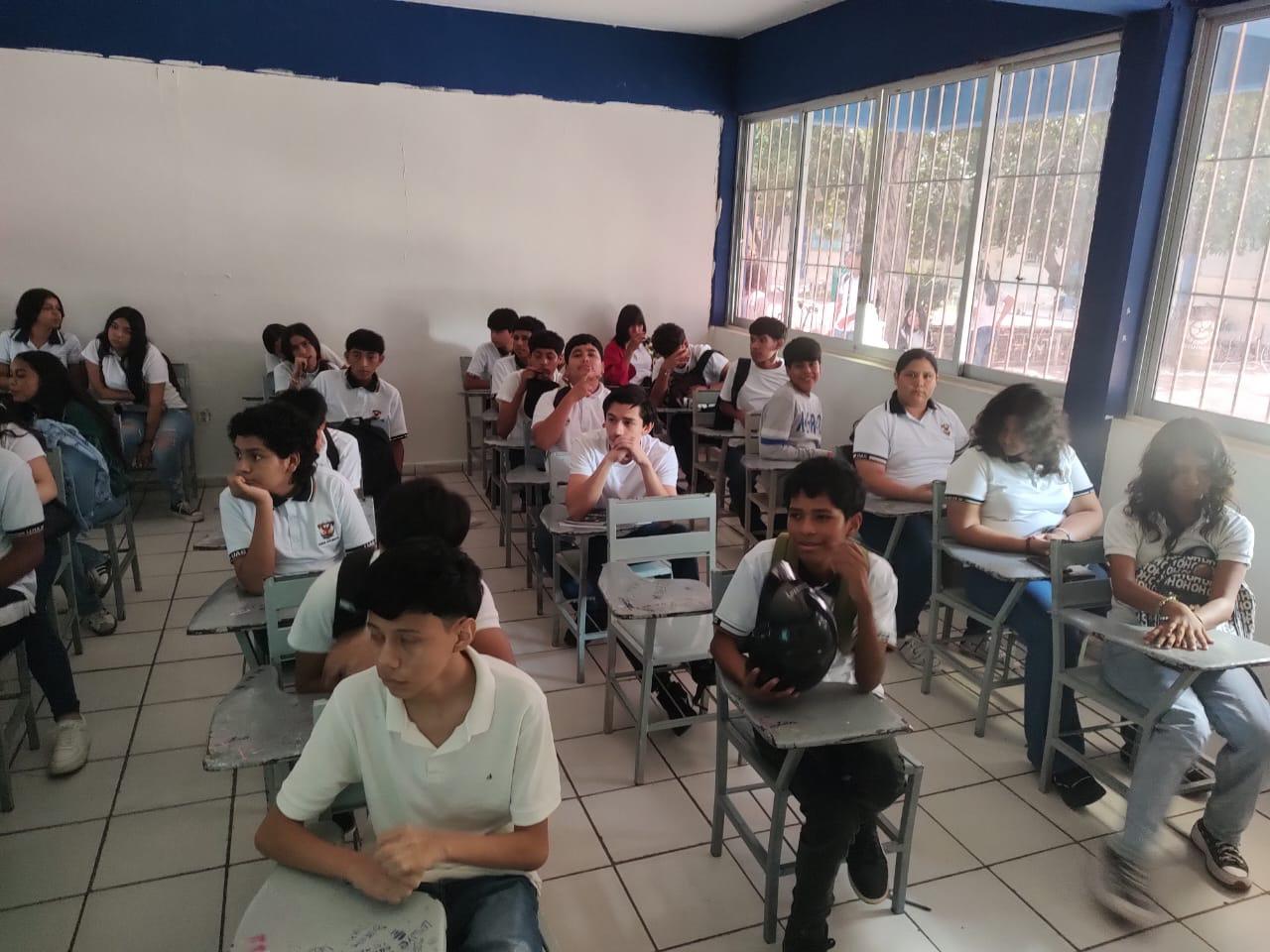 $!Expedición de licencias para conductores de motocicletas han sido esporádicas, en Escuinapa