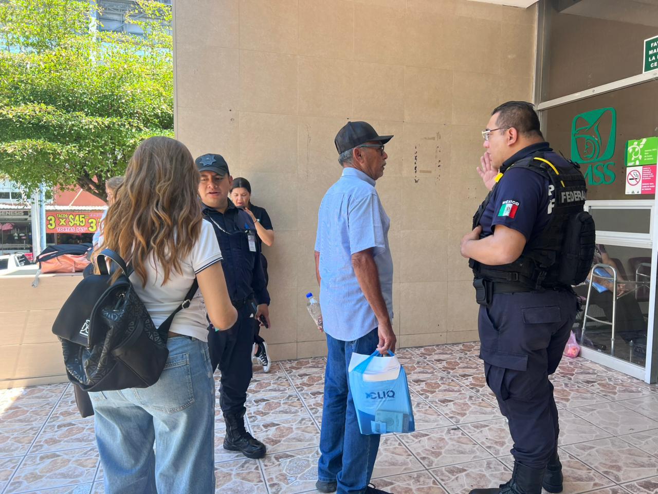 $!Elementos federales refuerzan seguridad en hospitales del IMSS de Culiacán con nuevos controles de acceso