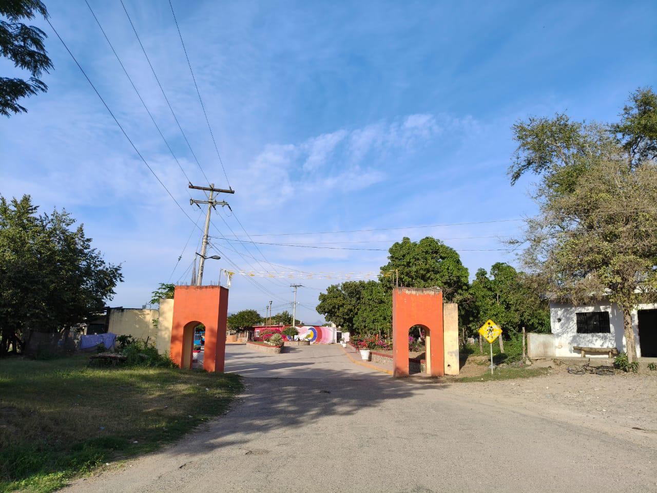 $!Ciudadanos de Cacalotán analizan diseño de arcos de acceso rumbo al nombramiento de Pueblo Señorial