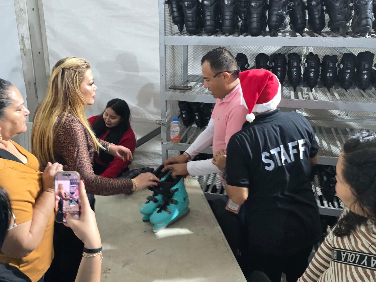 $!Inauguran pista de hielo en Rosario tras casi un mes de espera