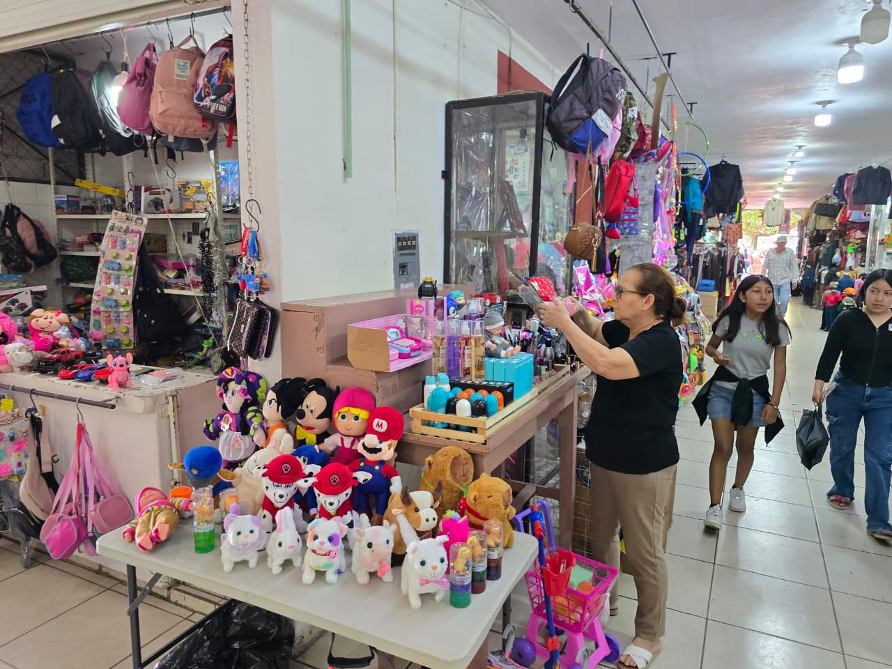 $!Pese a la adversidad, el mercado municipal de Rosario celebra su 72 aniversario