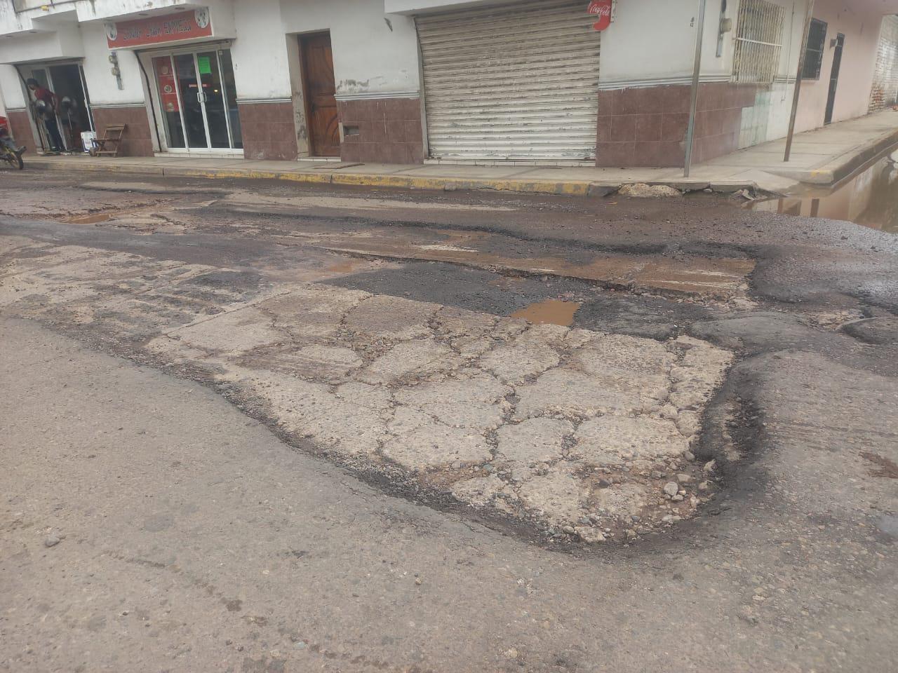Ante el mal estado de la calle Francisco Pérez, en Escuinapa contemplan ...
