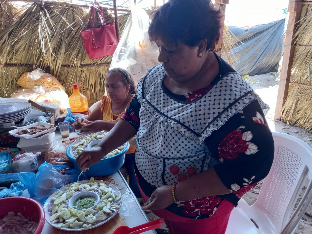 $!La diversión y la gastronomía van de la mano en las Fiestas del Mar de las Cabras, en Escuinapa