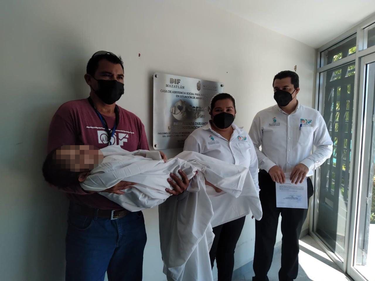 $!Itzel, de 13 años y con parálisis cerebral, es rescatada en Mazatlán con fuerte cuadro de desnutrición